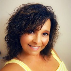 Meet your Posher, Hope